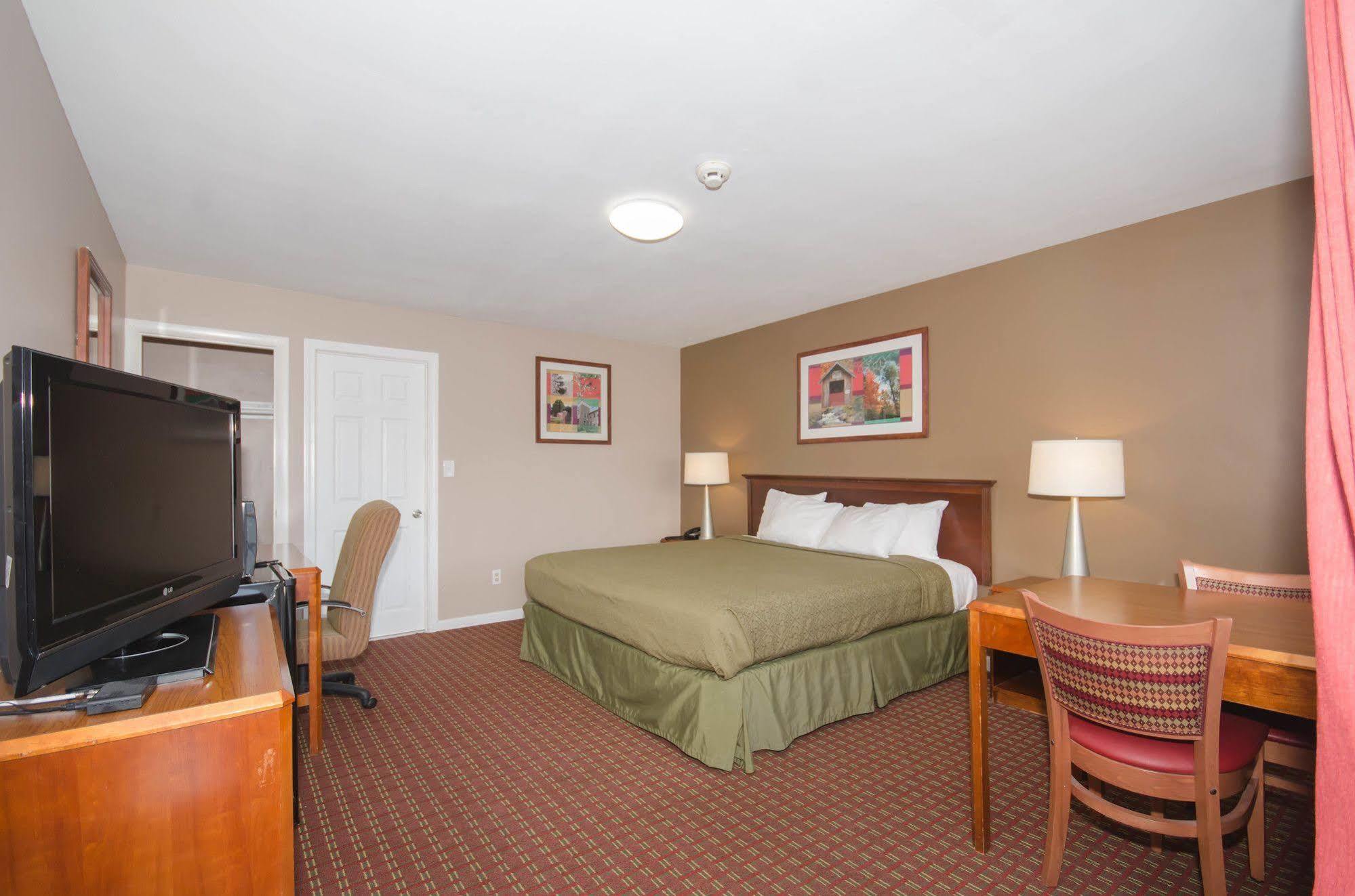 Plaza Inn Peabody Bagian luar foto